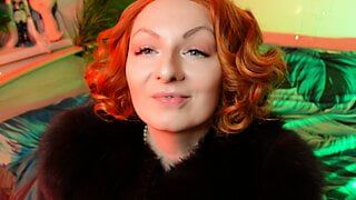 sexy short GLOVES FETISH video in FUR – sexual Domme Arya Grander